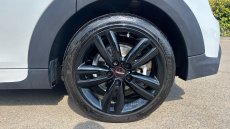 MINI Hatchback 1.5 Cooper Sport 5dr Petrol Hatchback